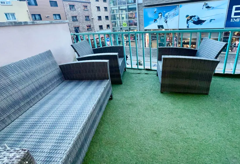 Apartamentos La Cabaneta Mikka Sky