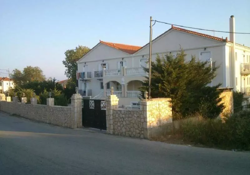 ホテル Apollon Palace