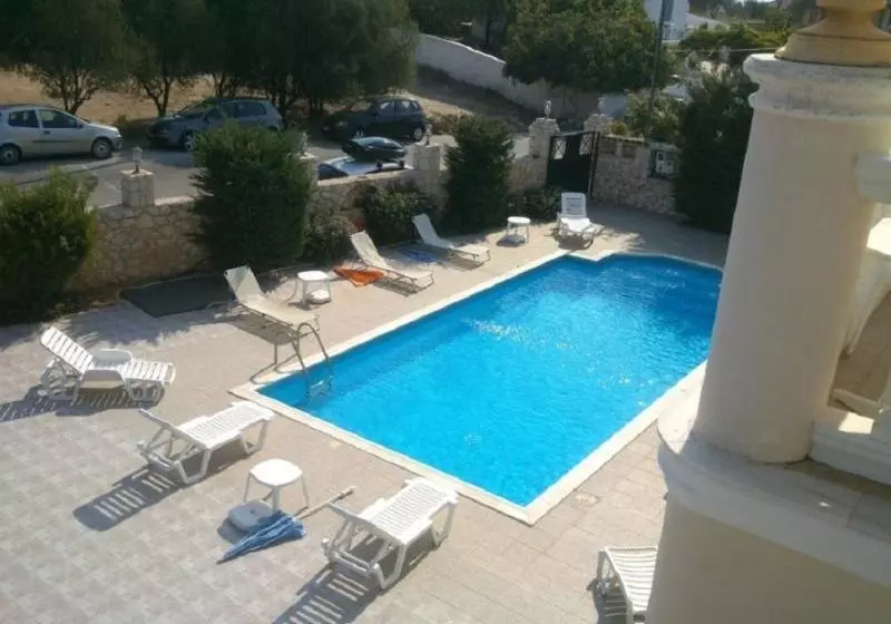 ホテル Apollon Palace