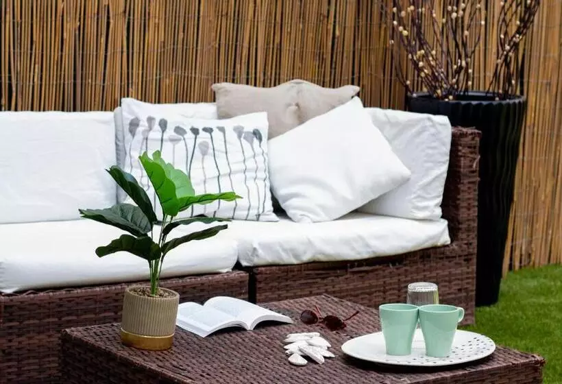 Mirage Place B&b