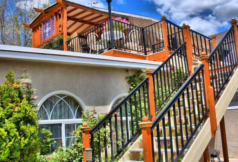 مبيت وإفطار Bard's Inn