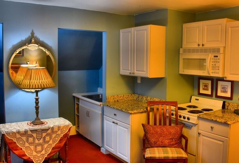 住宿加早餐  Bard's Inn