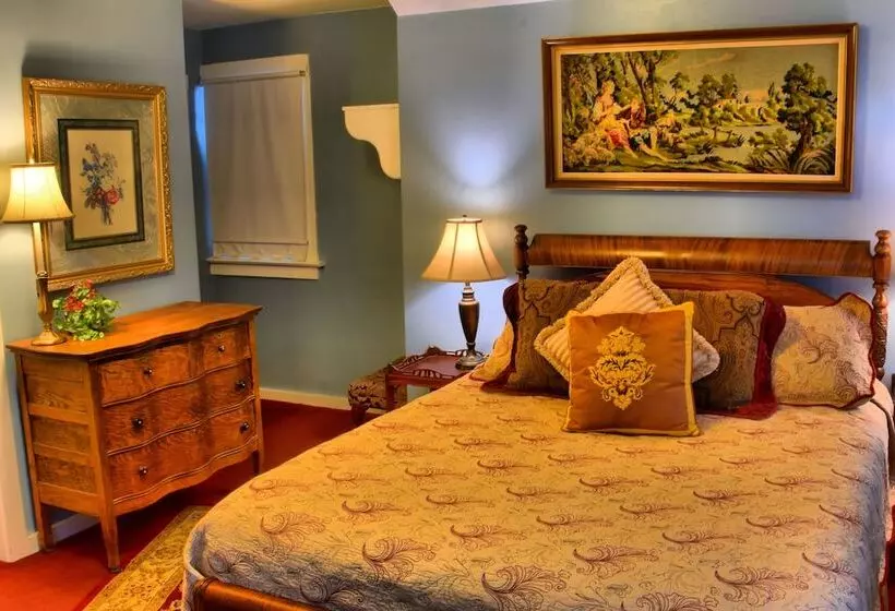 ベッドアンドブレックファースト Bard's Inn