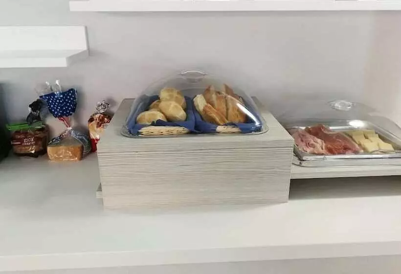 Aamiaismajoitus (B&B) Residenza La Torre