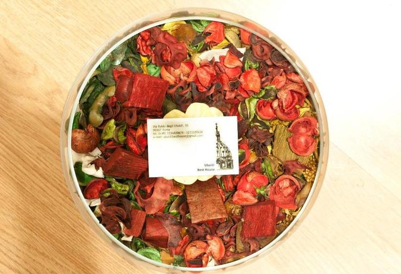 تختخواب و صبحانه Ubaldi Best House