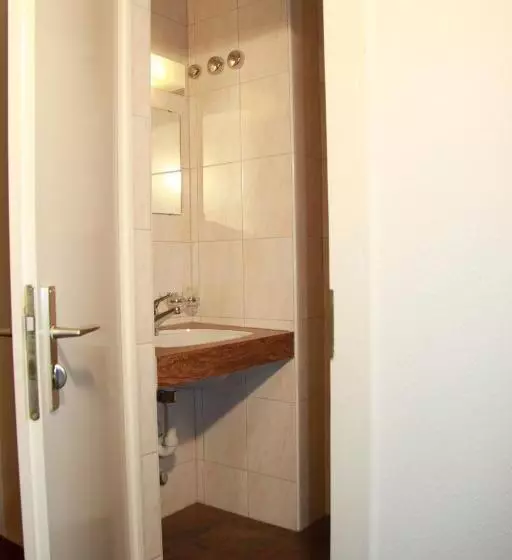 مسافرخانه Petit Steffani Bed & Breakfast