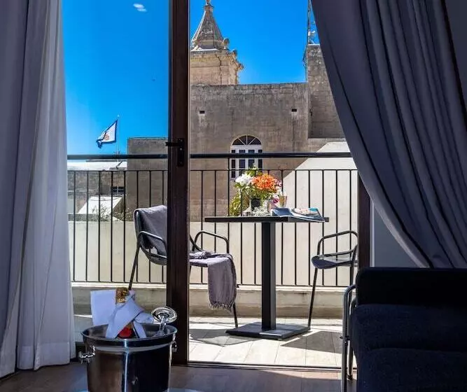 هتل Adelphi Boutique