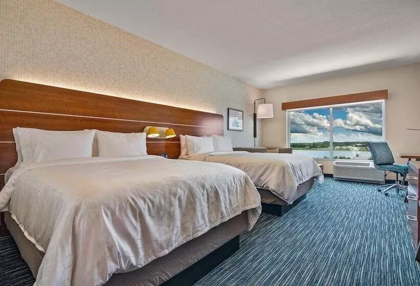 Hotelli Holiday Inn Express & Suites Orlando  Lake Buena Vista, An Ihg