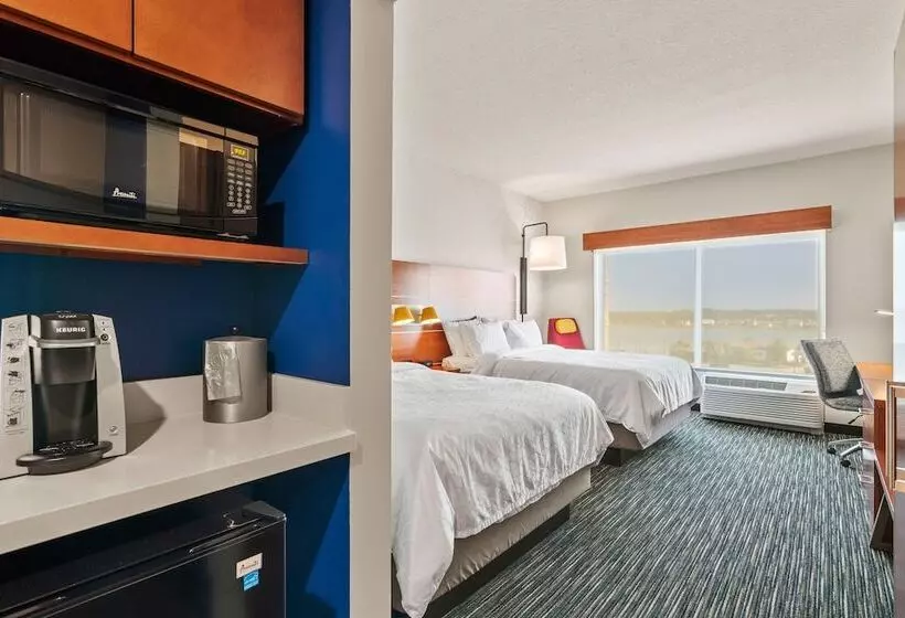 Hotelli Holiday Inn Express & Suites Orlando  Lake Buena Vista, An Ihg