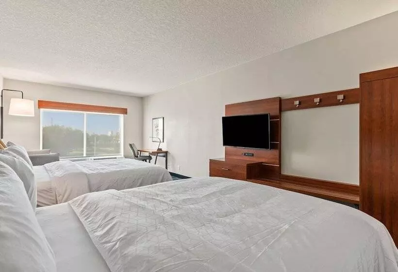 Hotelli Holiday Inn Express & Suites Orlando  Lake Buena Vista, An Ihg