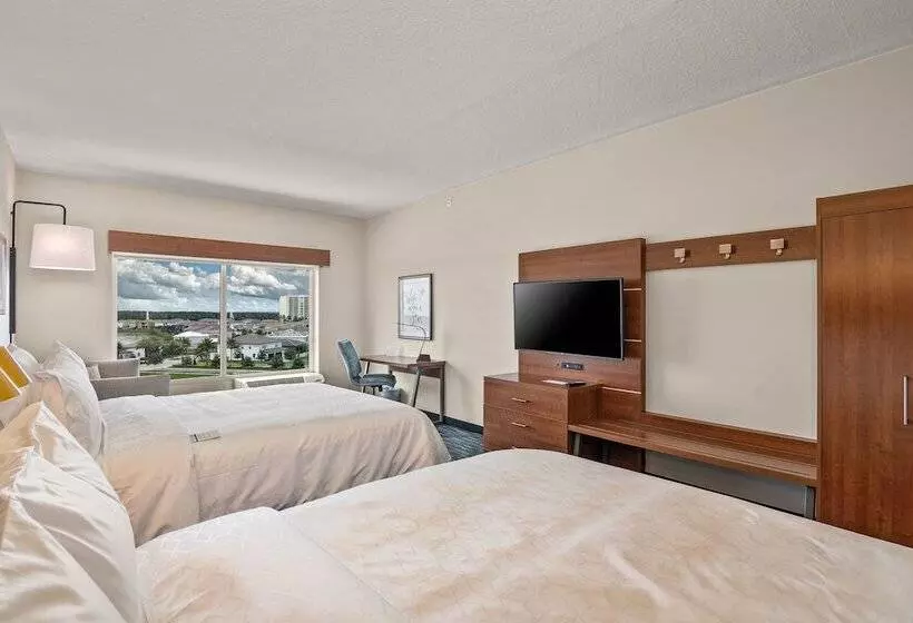 Hotelli Holiday Inn Express & Suites Orlando  Lake Buena Vista, An Ihg