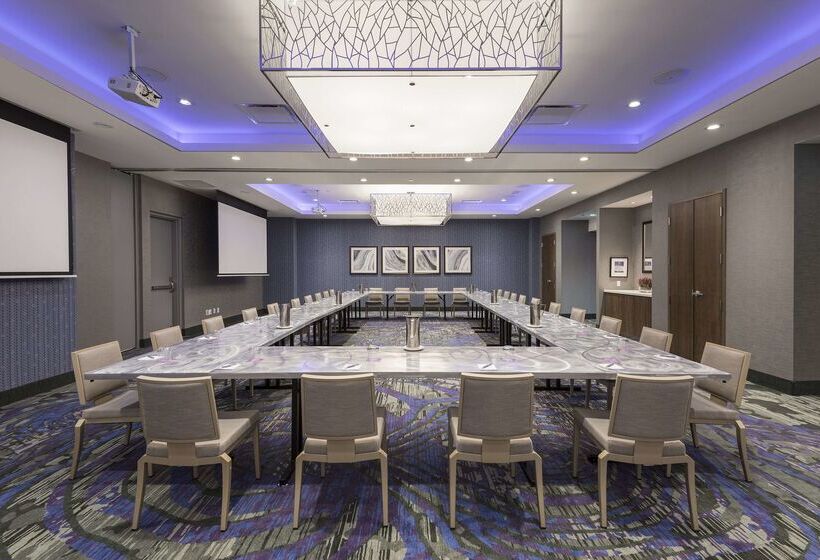 فندق Homewood Suites By Hilton Ottawa Downtown