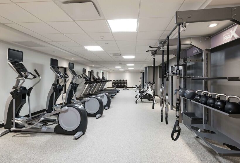 فندق Homewood Suites By Hilton Ottawa Downtown