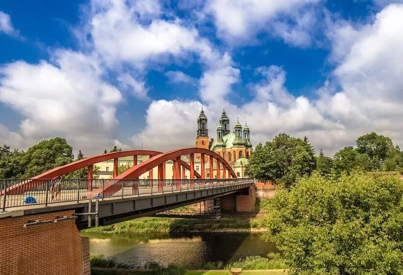 ホテル Ibis Poznan Centrum