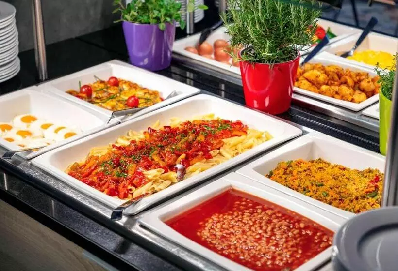 ホテル Ibis Poznan Centrum