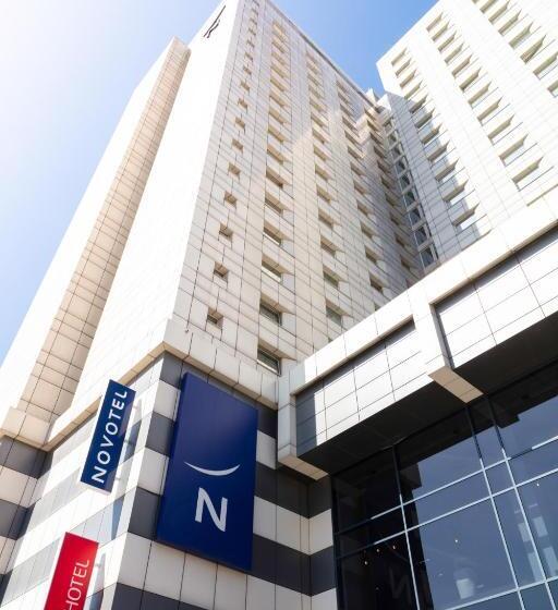 酒店 Ibis Poznan Centrum