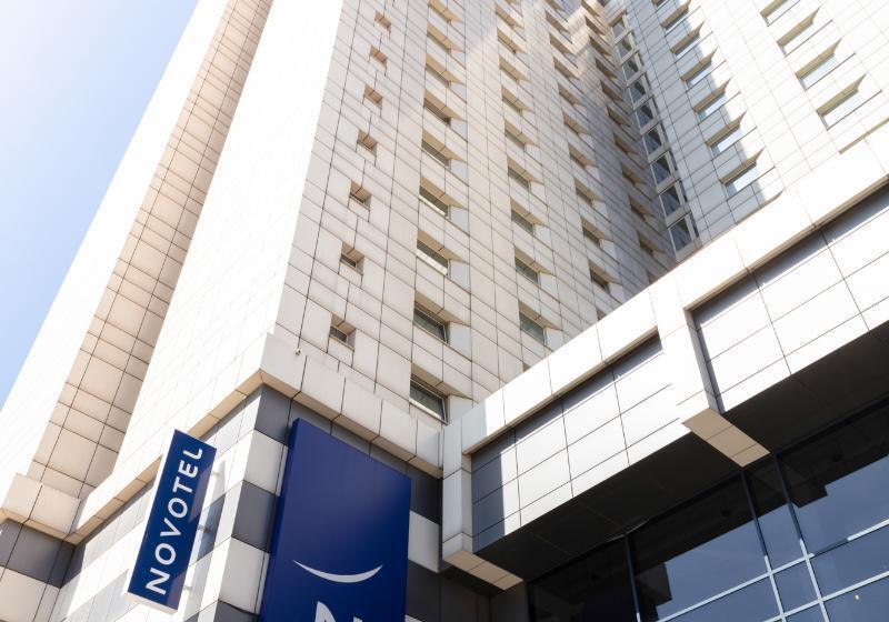 酒店 Ibis Poznan Centrum