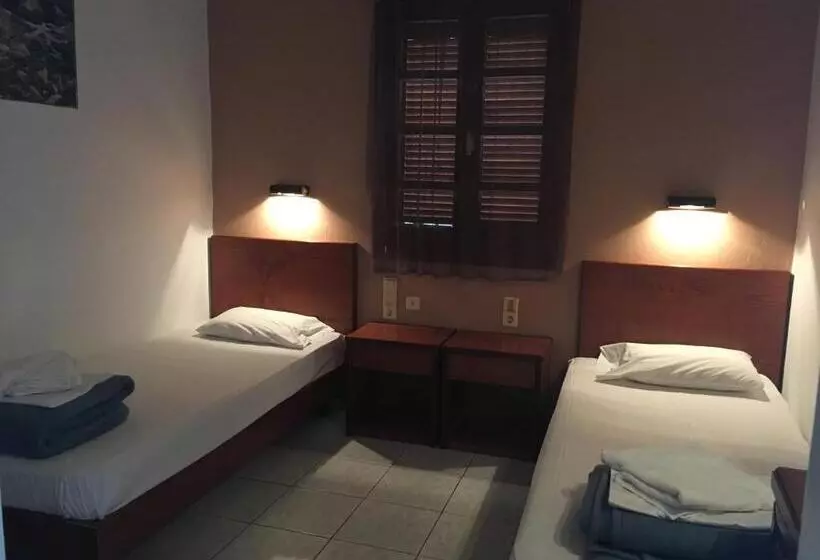 Hotel Litsa Efi
