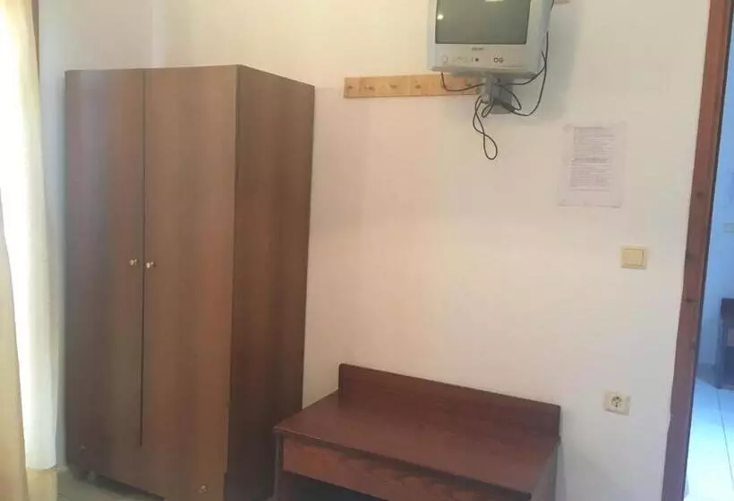 Hotel Litsa Efi