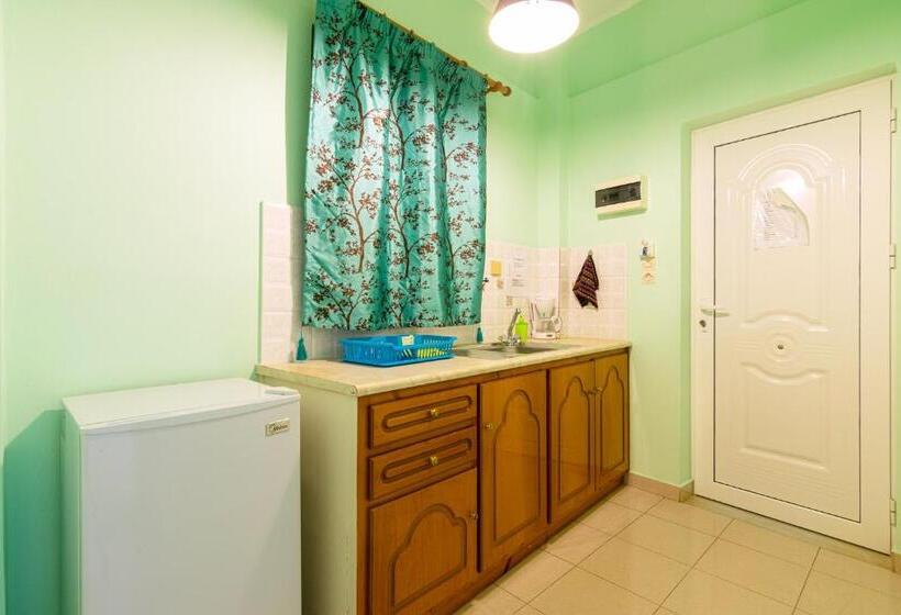 Отель Ni Mar Studios & Apartments