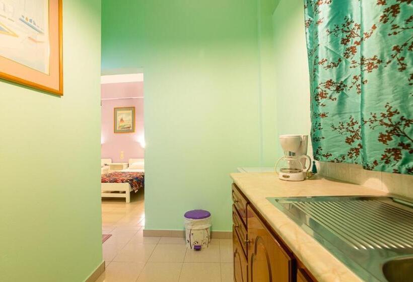 Отель Ni Mar Studios & Apartments