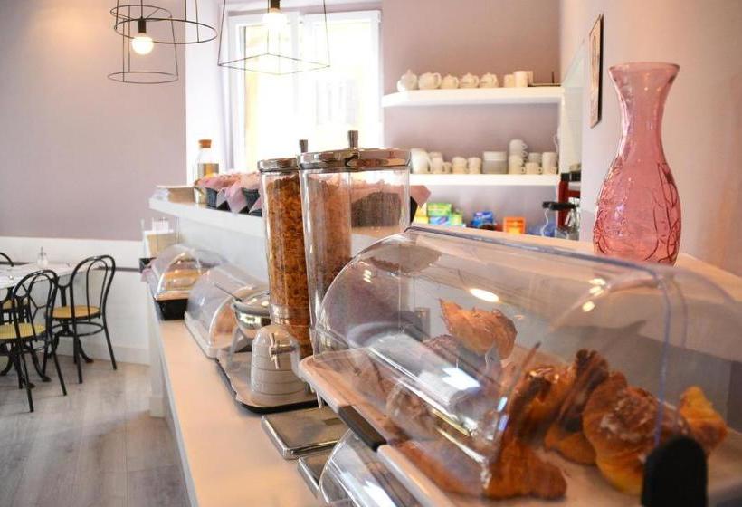 هتل Piccolo Fiore