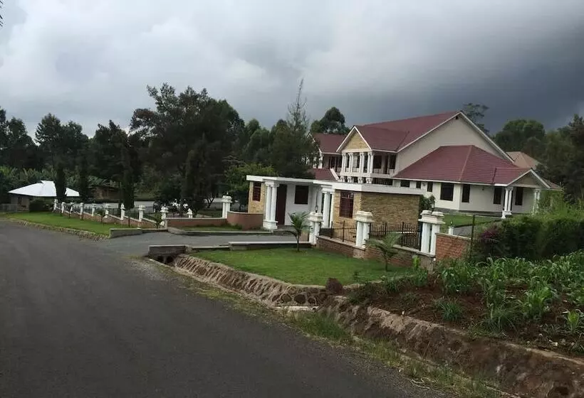 هتل Salinero Millie Lodge