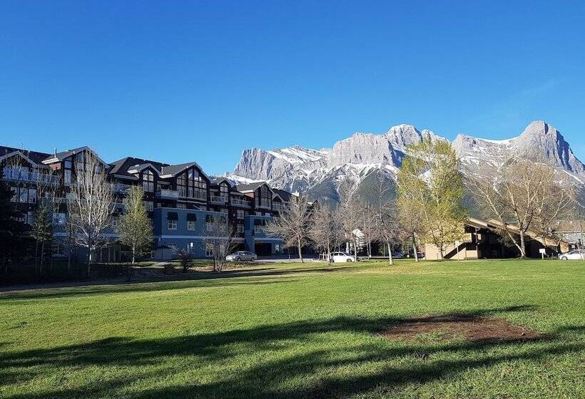 Szálloda Sunset Resorts Canmore And Spa