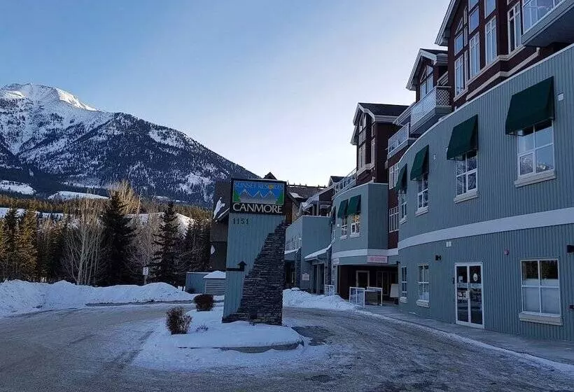 Hotelli Sunset Resorts Canmore And Spa