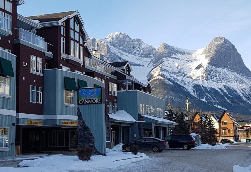 Szálloda Sunset Resorts Canmore And Spa