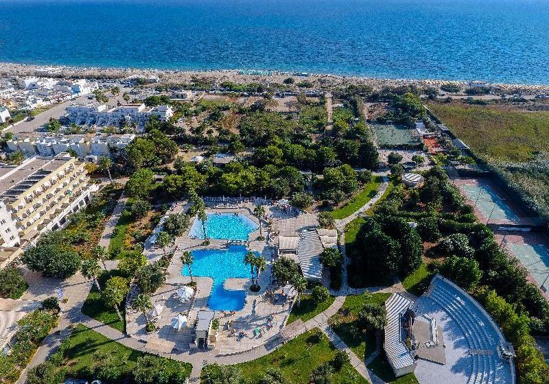 La Giurlita Hotel Club