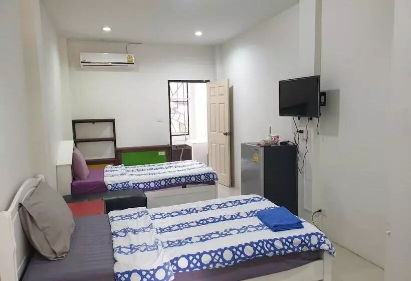 Rayonghouse Resort