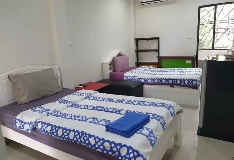 Rayonghouse Resort