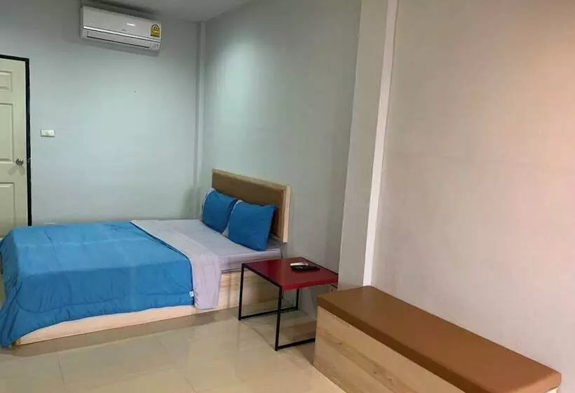 Rayonghouse Resort