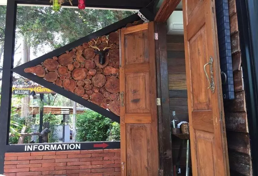 Rayonghouse Resort