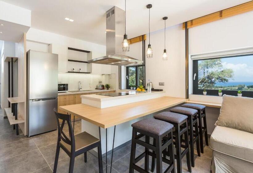 T Hotel Premium Suites