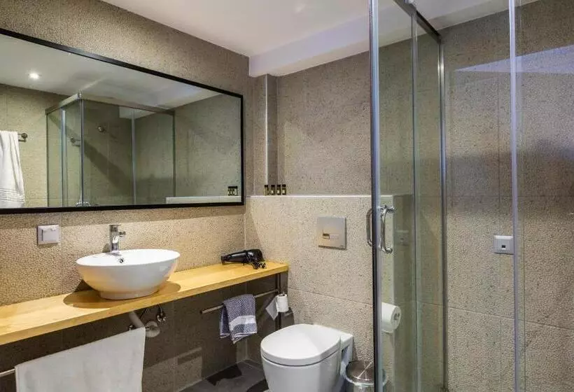 T Hotel Premium Suites
