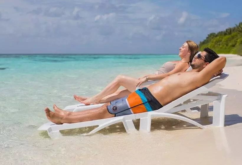 مسافرخانه Plumeria Maldives