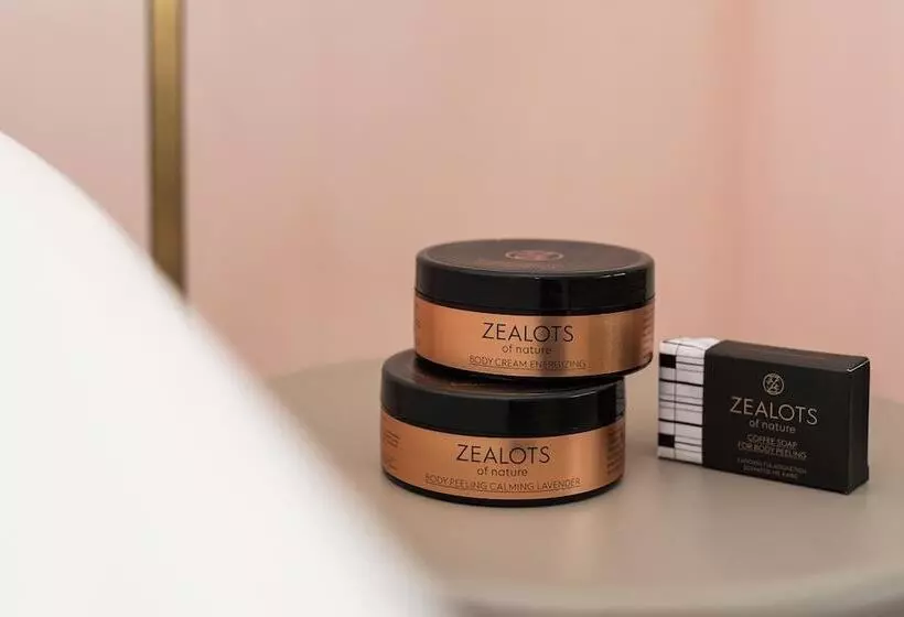 Hotelli Cocomat Athens Jumelle