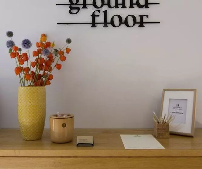 Hotelli Cocomat Athens Jumelle