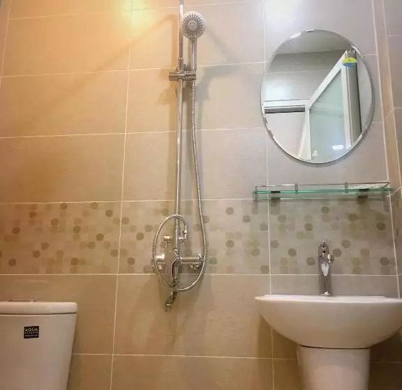 هتل Lala Hostel