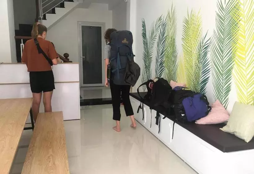 هتل Lala Hostel
