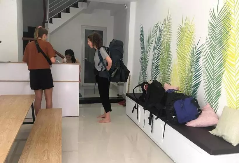 هتل Lala Hostel