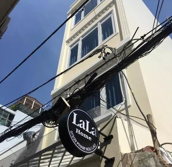 هتل Lala Hostel
