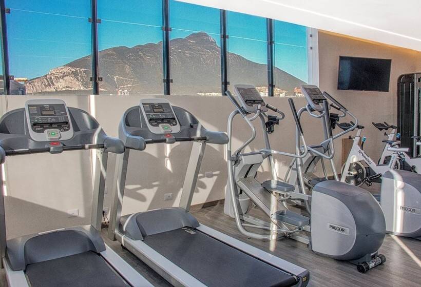 Radisson Hotel Monterrey San Jeronimo