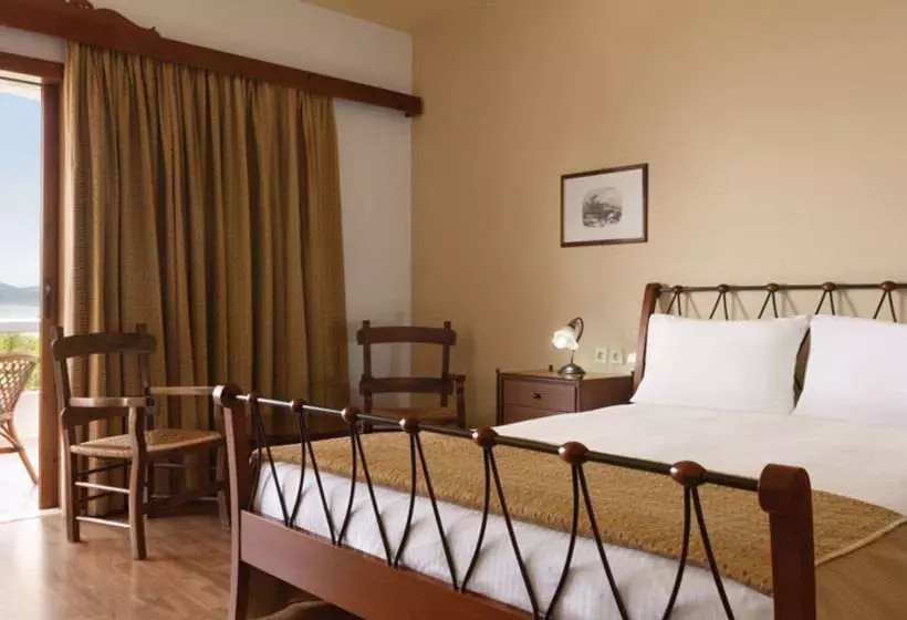 Hotelli Ramada Loutraki Poseidon Resort