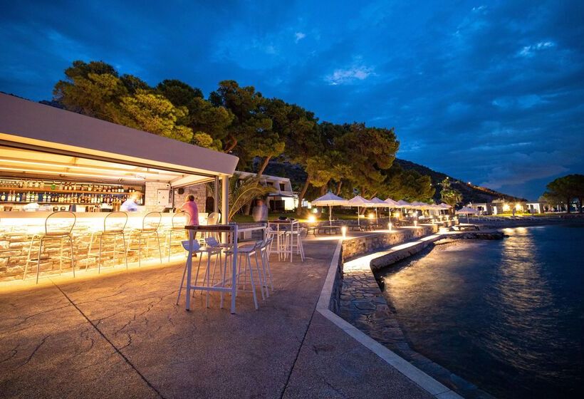 酒店 Ramada Loutraki Poseidon Resort