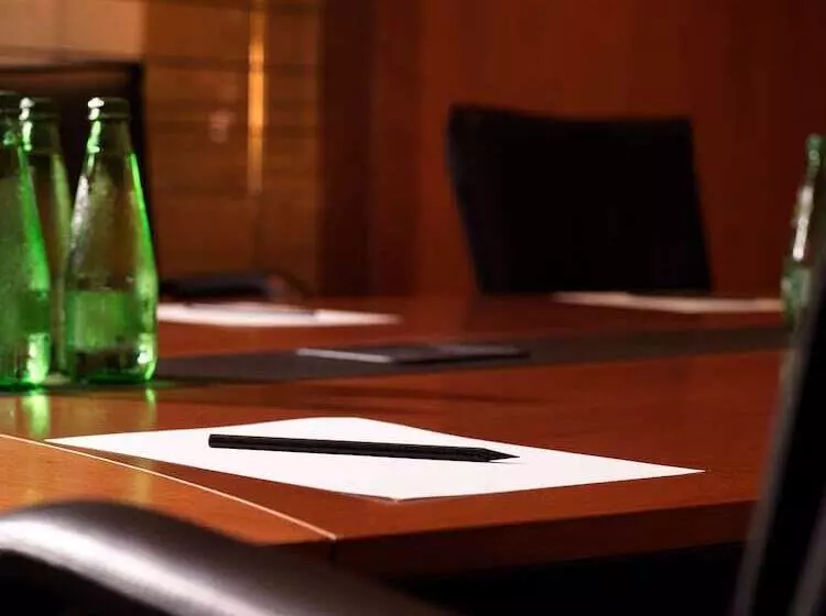 Hotelli Ramada Loutraki Poseidon Resort