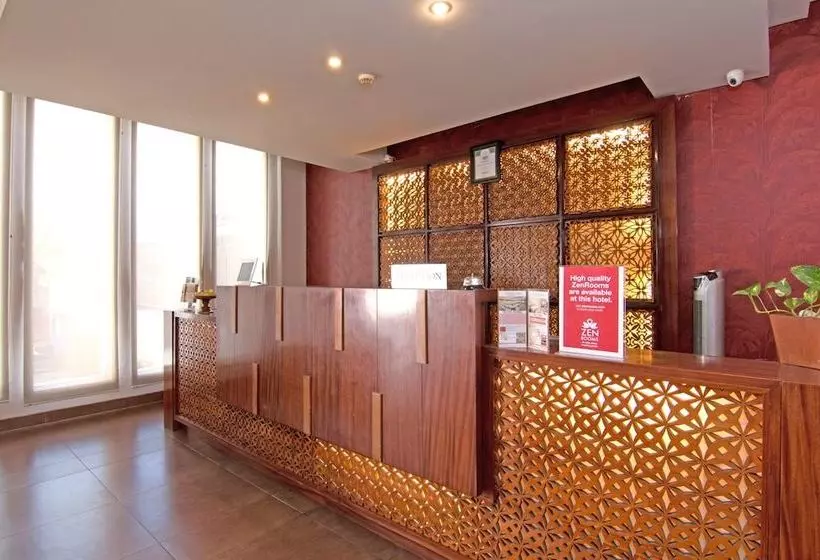 ホテル Zen Rooms Kuta Sunset Road
