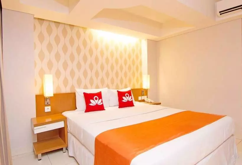 ホテル Zen Rooms Kuta Sunset Road